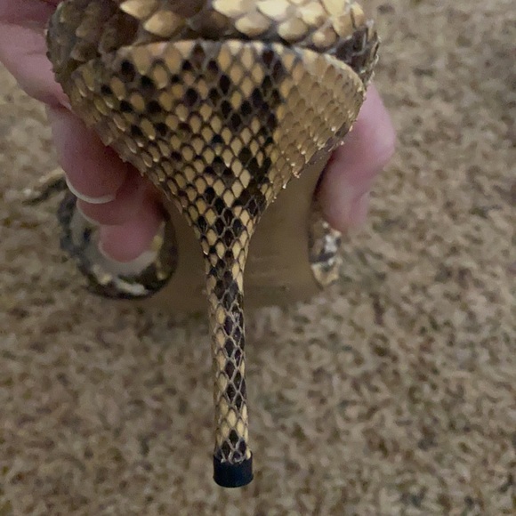 Dolce & Gabbana Size 7 Sandals - Picture 6 of 8